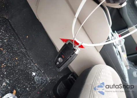 2020 Ford Escape Se z USA, uszkodzony, nr VIN 1FMCU9G60LUA04381